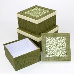 eleganti scatole regalo in cartone con coperchi
