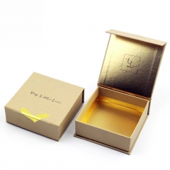Contenitore di regalo d'imballaggio della scatola a forma di libro di fantasia dorato di lusso con chiusura magnetica
